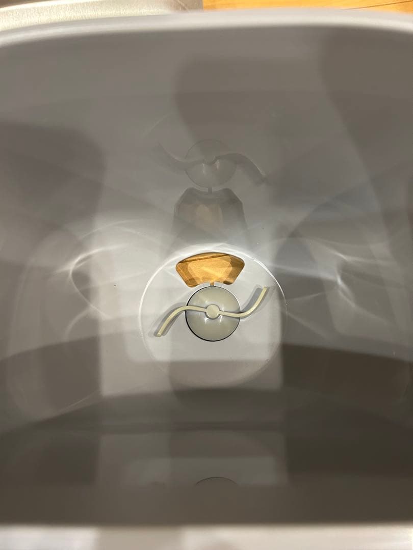 週末限定お値下げ　カリカリマシーン V2C 自動給餌器　猫　 中古美品