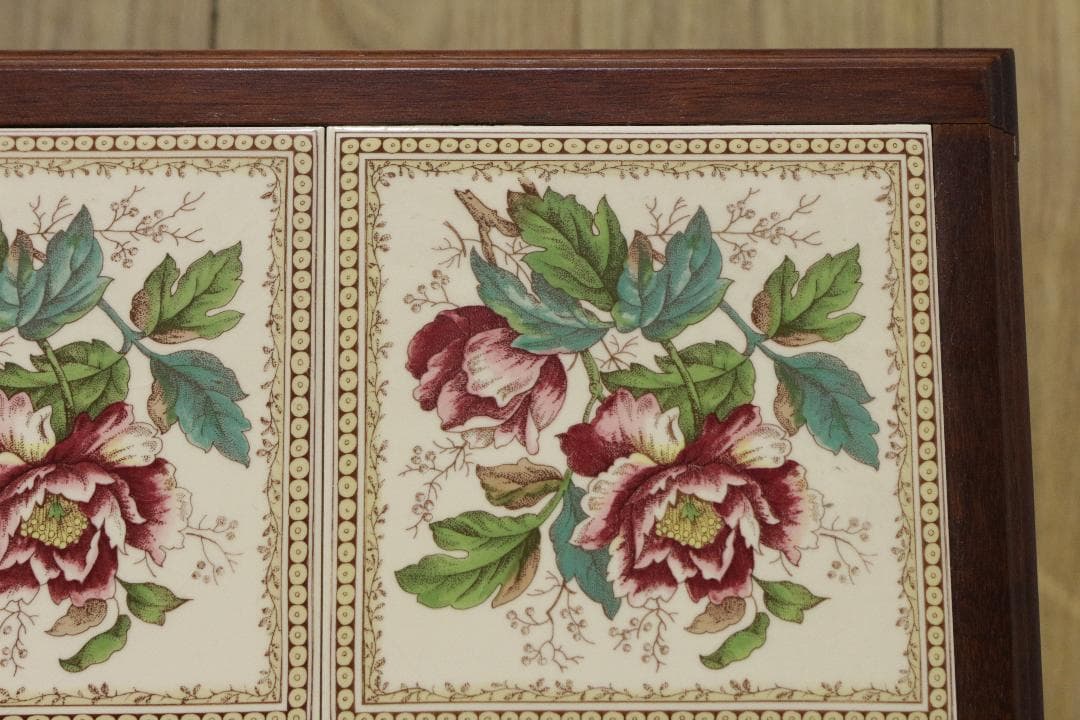 イギリス★タイル天板サイドテーブル★DemainCOLLECTION★木製家具★