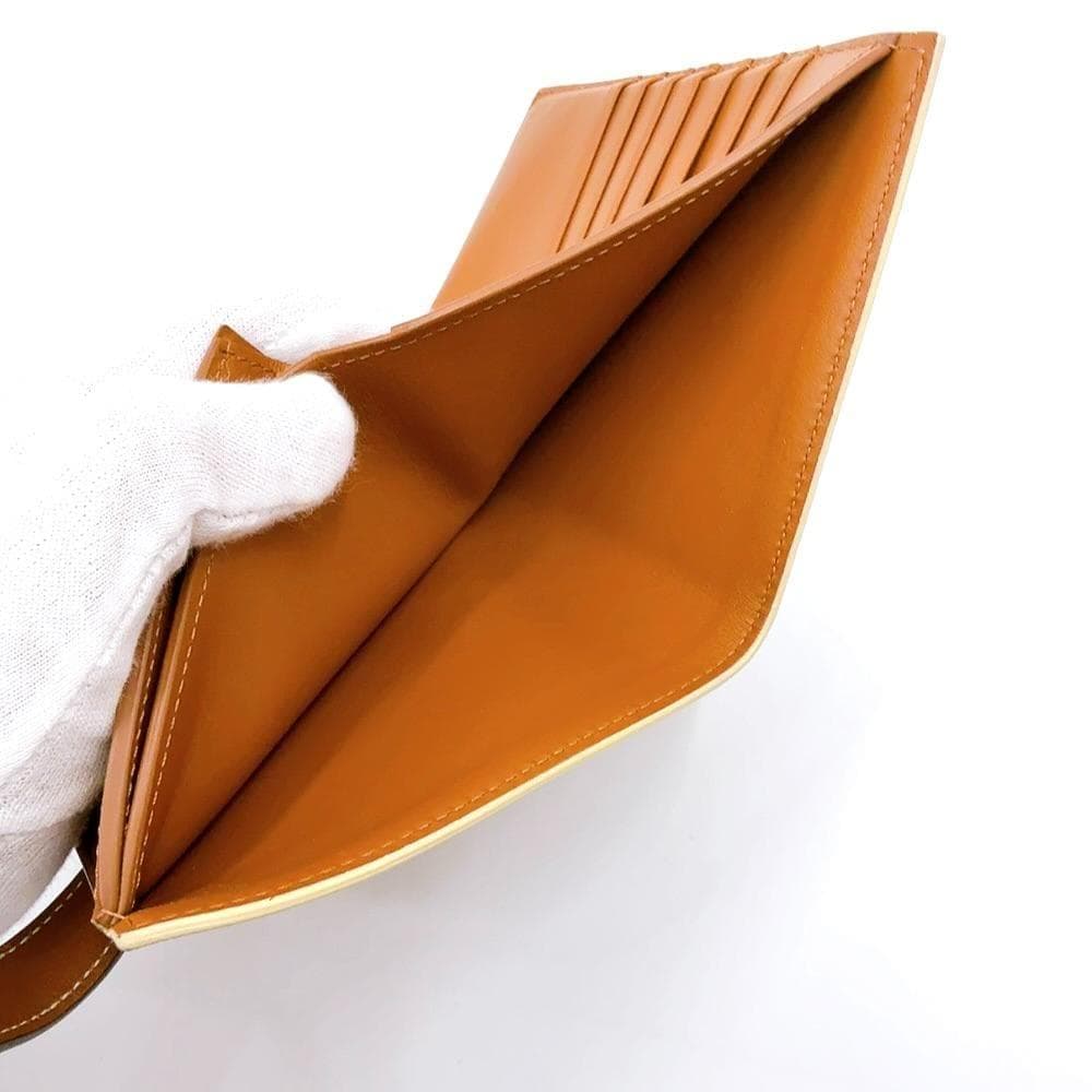 ◇セリーヌ◇トリオンフ/ミディアムストラップ/コンパクトウォレット/二つ折り財布