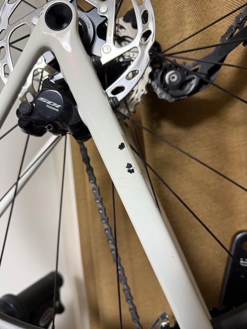 自転車本体 AETHOS 105 DI2 REDGSTPRL/DUNEWHT/DUNEWHT