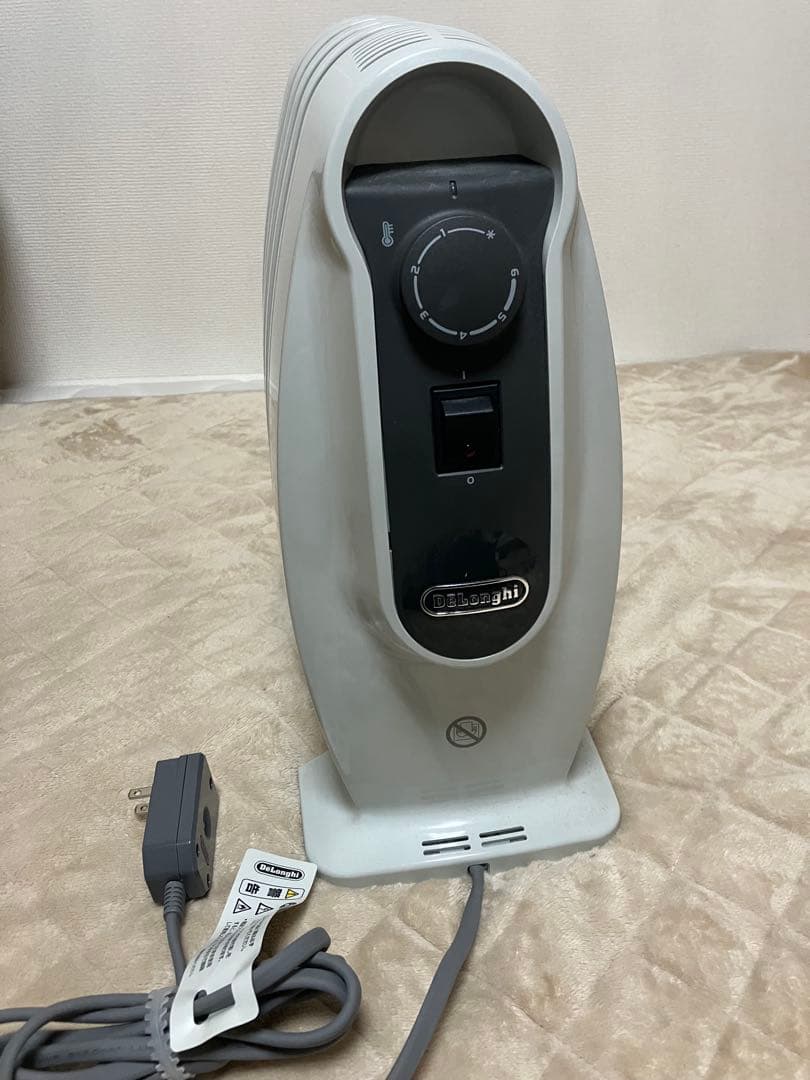 デロンギ　ミニオイルヒーター　RHJ01A0505-DW [1~3畳用]