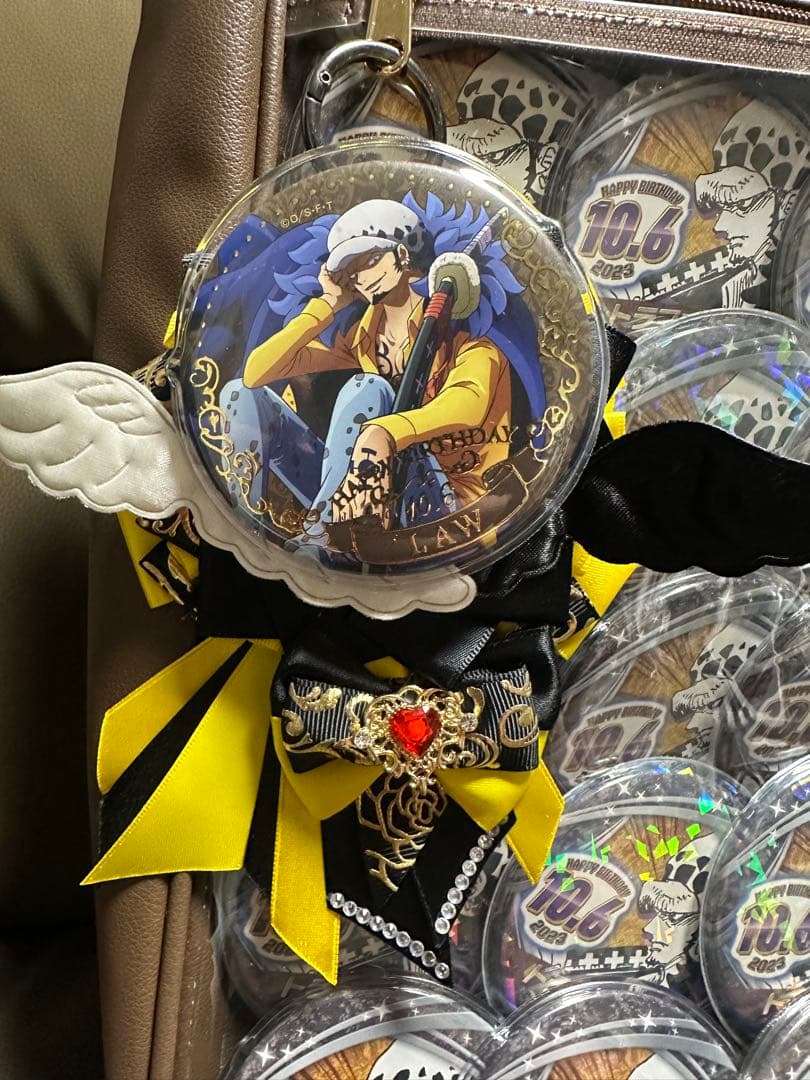 トラファルガー・ロー A3 痛バッグ