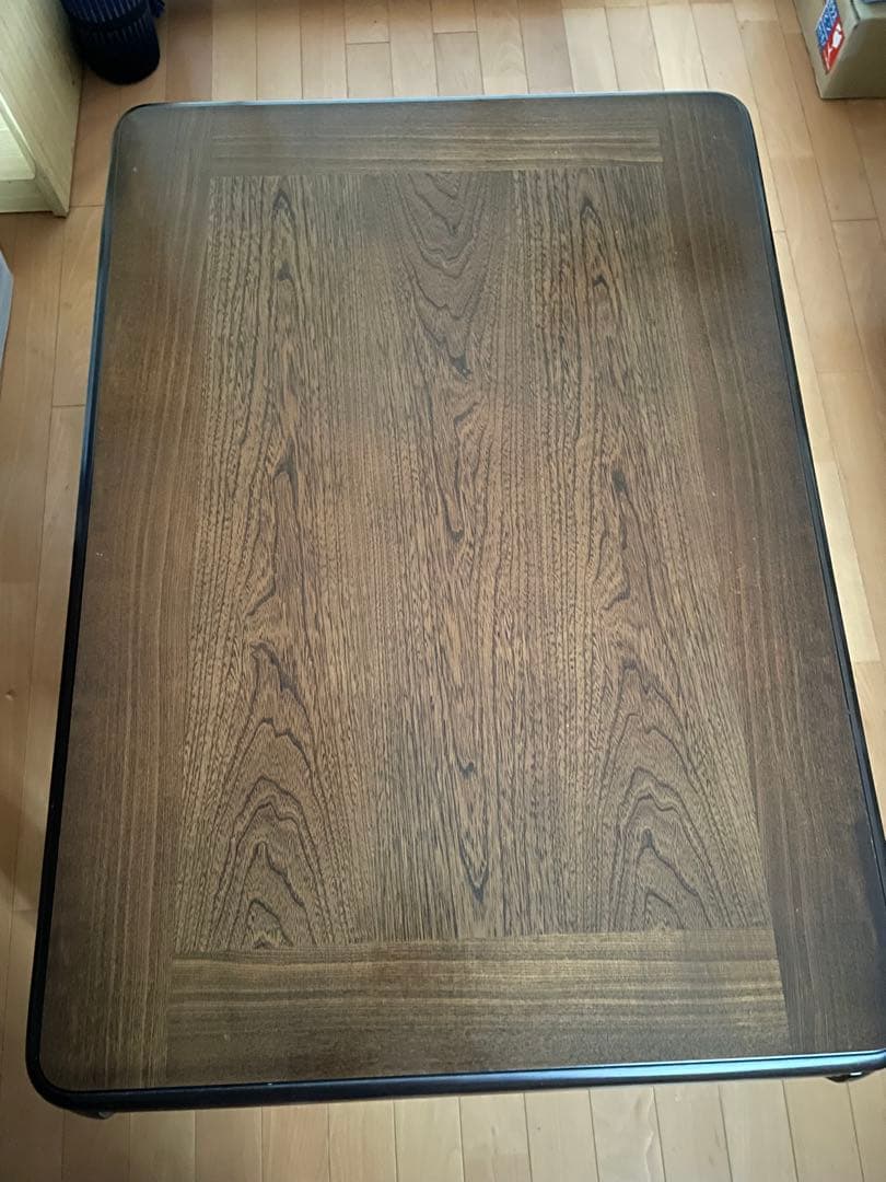 アンテーク家具　ダークブラウン 木製座卓 約108cm x 78cm 平成レトロ