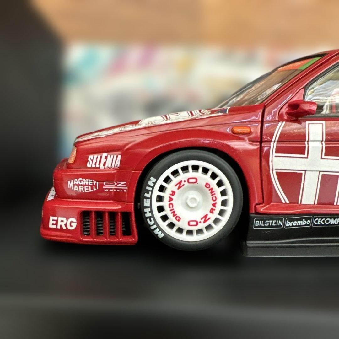 アルファロメオ 1/18 155 UTMODELS MINICHANPS