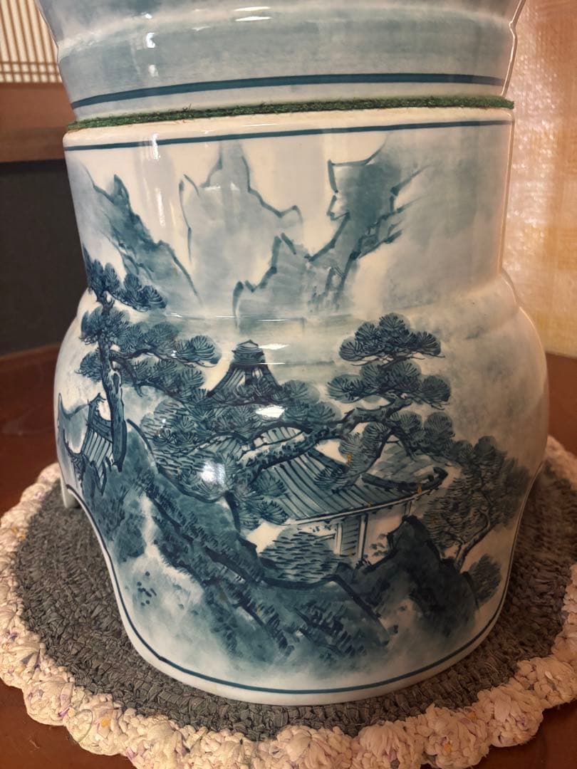 【有田焼　金龍窯　博山作‼️】山水飾壷　沈香壺　　大壷骨董品 飾壺 置物 古美術品