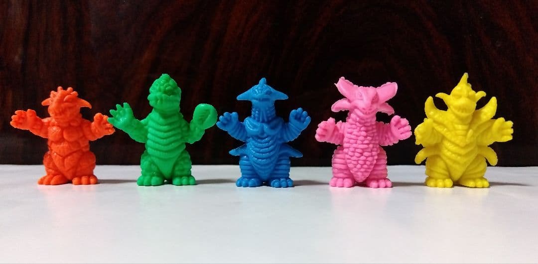 ウルトラマン80 怪獣消しゴム 10体セット