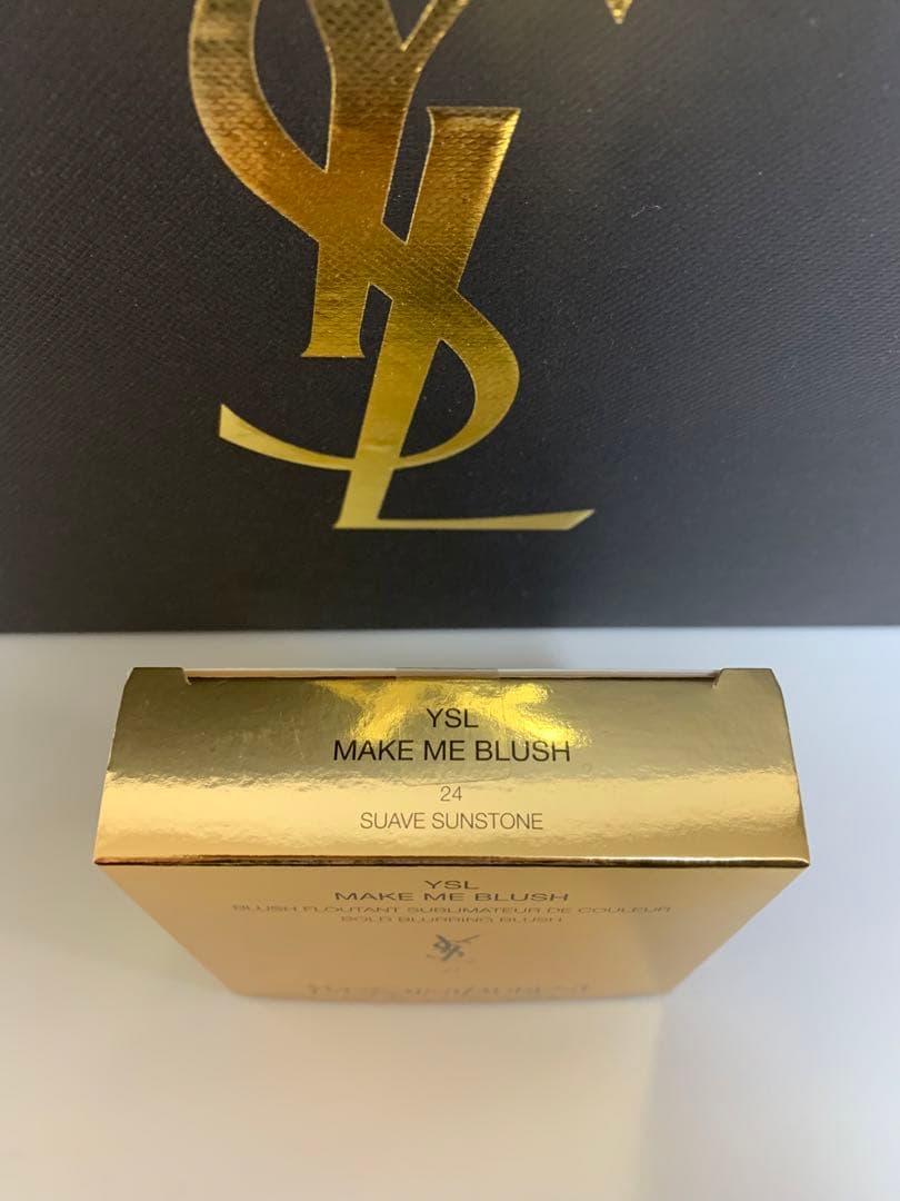 イヴサンローラン　メイクミーブラッシュパウダーチーク 24番　店舗限定色