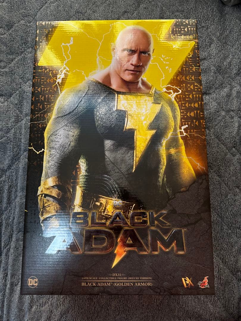 ホットトイズ　ブラックアダム　ゴールデンアーマーver.