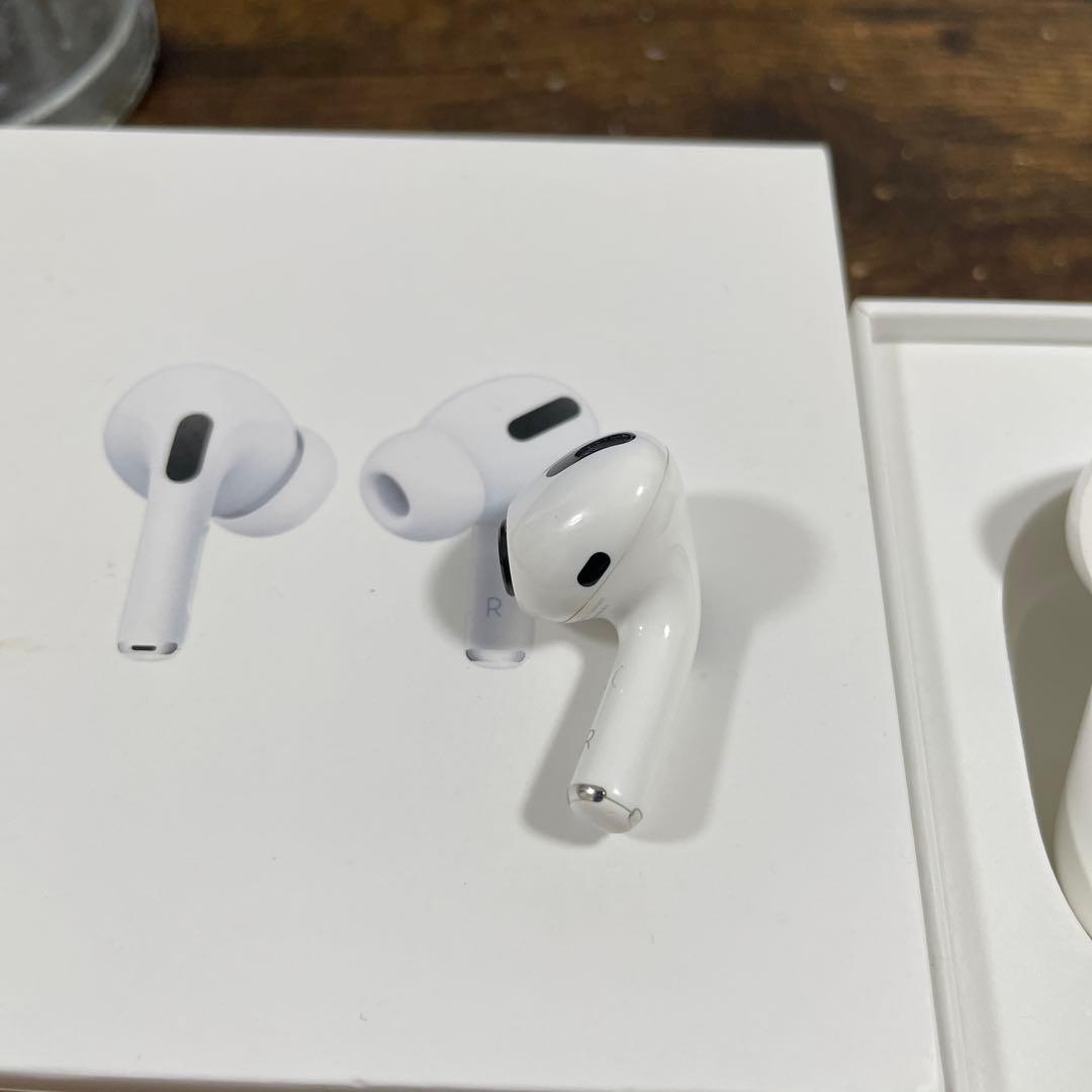 AirPods Pro (第1世代)APPLE MLWK3J/A WHITE