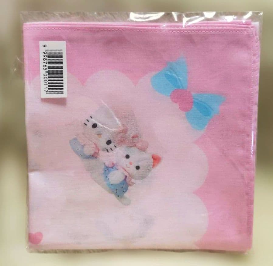 吉徳　ハローキティ　ぬいぐるみ　レトロぬいぐるみコレクション　ハンカチ付き