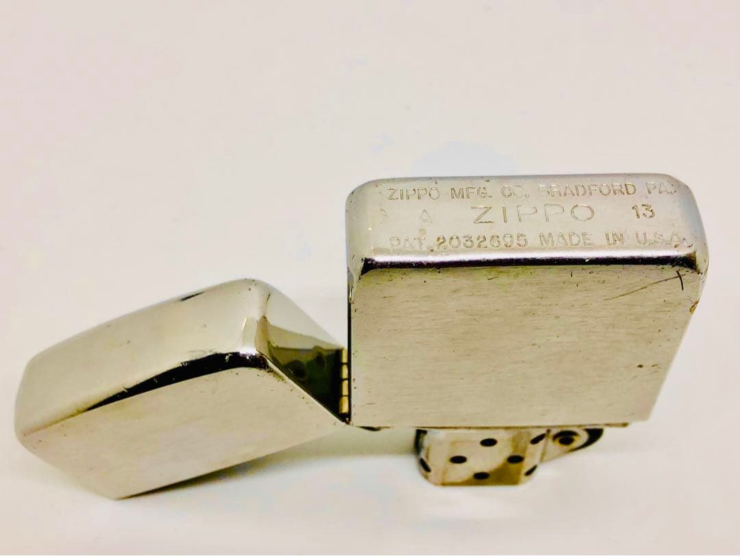 フォルクスワーゲン＊ビートル 七宝製Wマーク＊パールハーバー角1941モデル