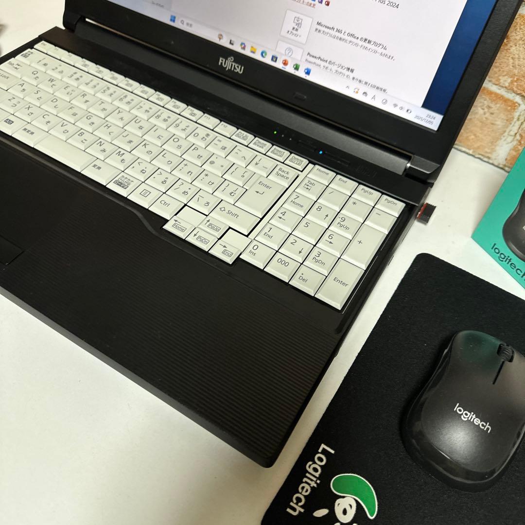 富士通ノート PC Core i5 SSD256GB メモリ8GB Win11