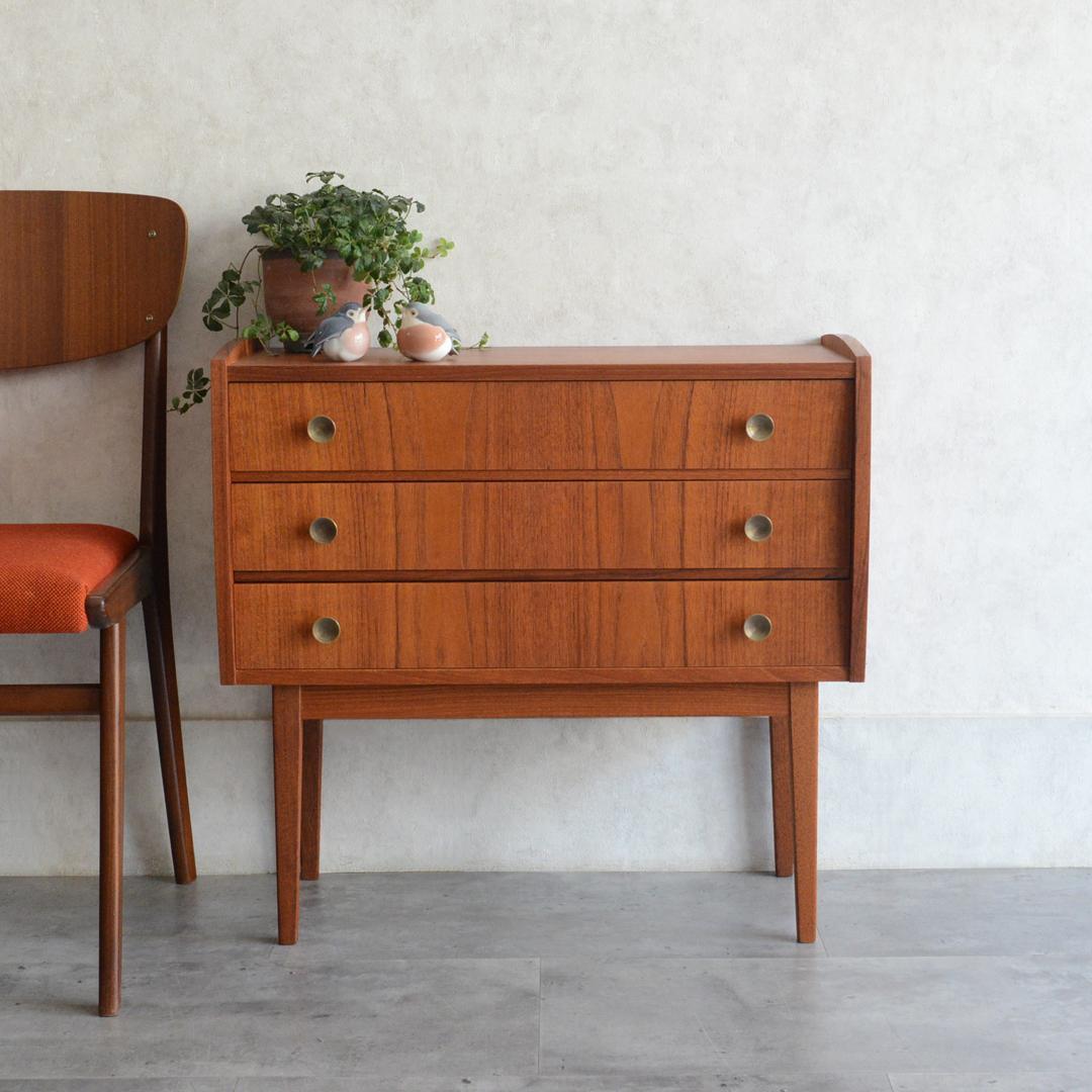 デンマーク 北欧ヴィンテージ チーク３段 スモールチェスト 北欧家具 オイル仕上