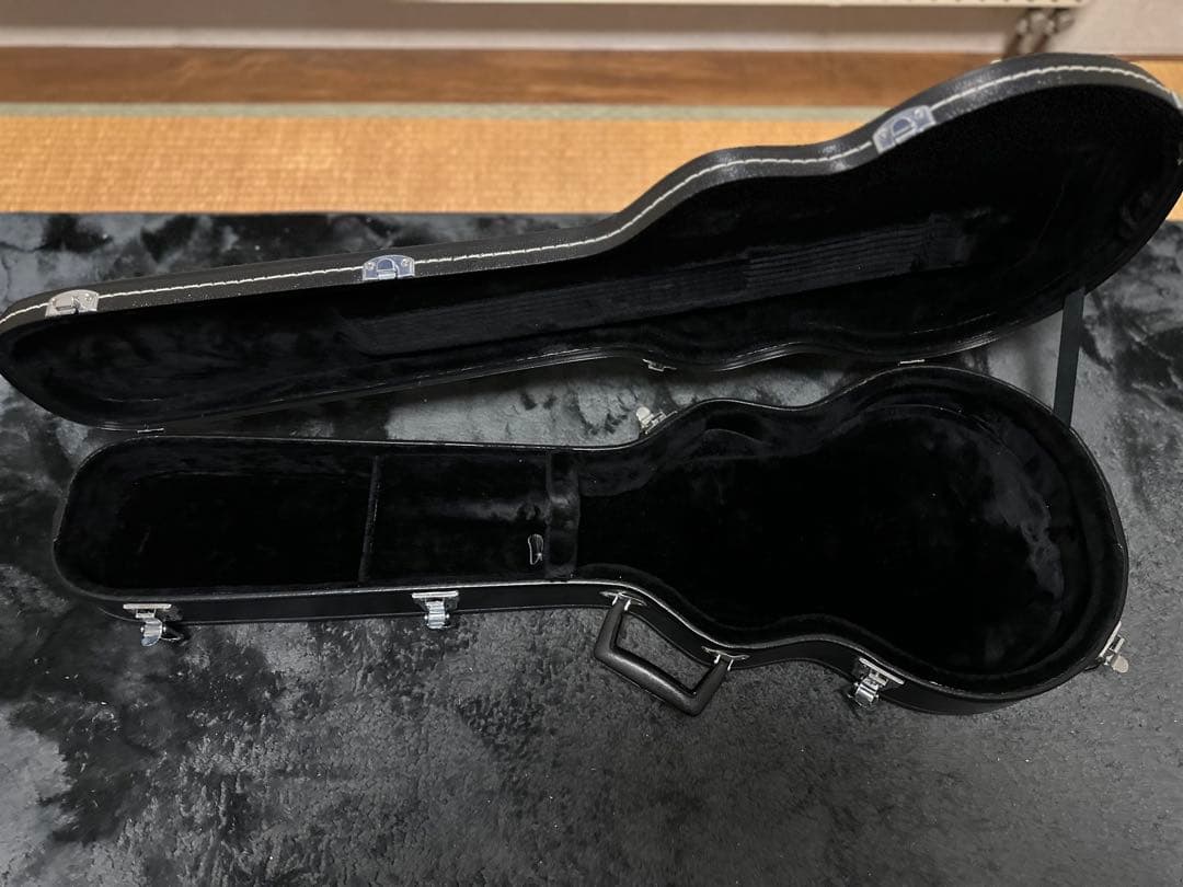 5*0様 美品！　エピフォン　レスポールカスタム　ハードケース付き！