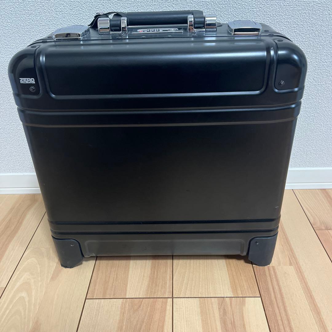 ゼロハリバートン ZERO HALLIBURTON キャリーケース 2輪