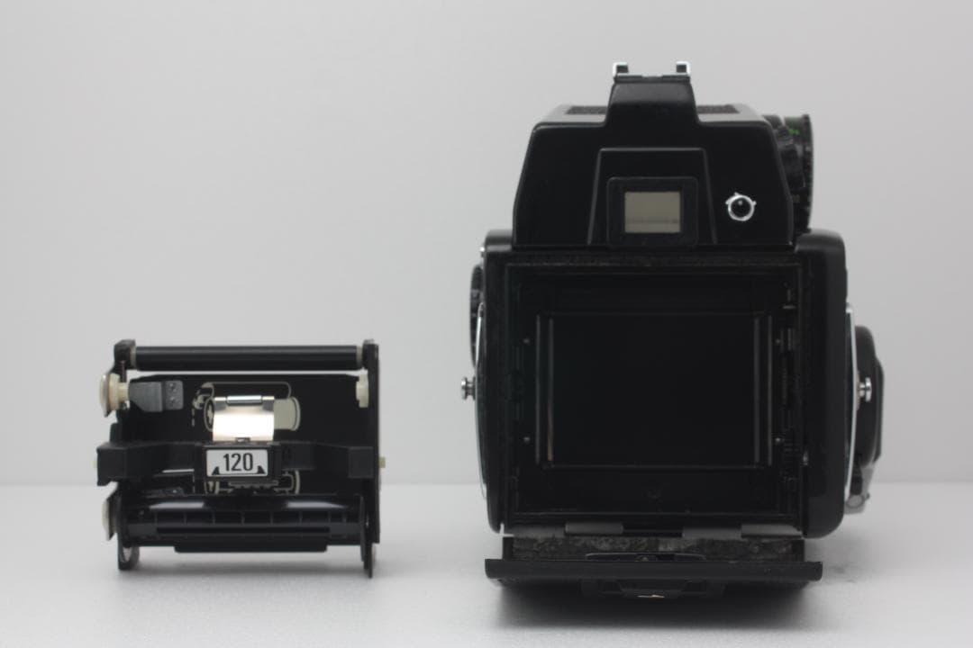 マミヤ Mamiya M645 1000S ボディ 完動品 #307a