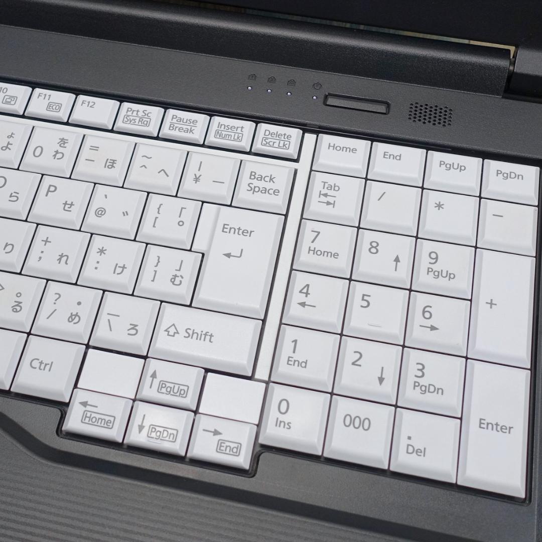 未使用に近いレベルの極美品✨第１２世代コアｉ５に超高速大容量新品ＳＳＤ１ＴＢ搭載