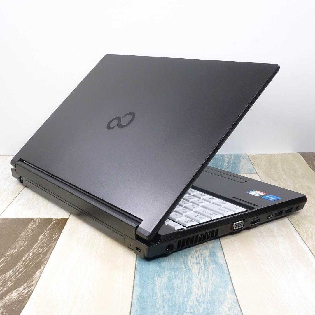 未使用に近いレベルの極美品✨第１２世代コアｉ５に超高速大容量新品ＳＳＤ１ＴＢ搭載