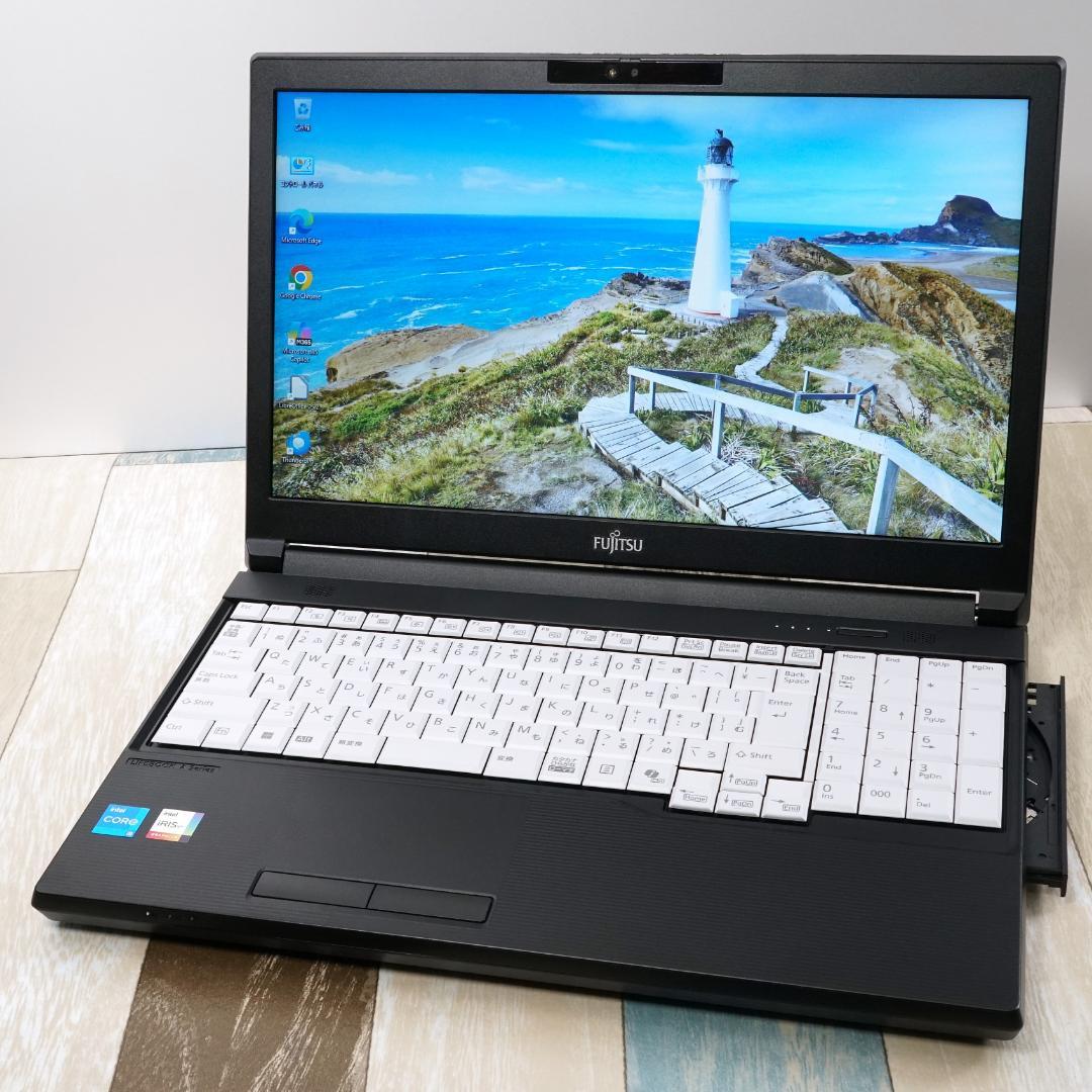 未使用に近いレベルの極美品✨第１２世代コアｉ５に超高速大容量新品ＳＳＤ１ＴＢ搭載