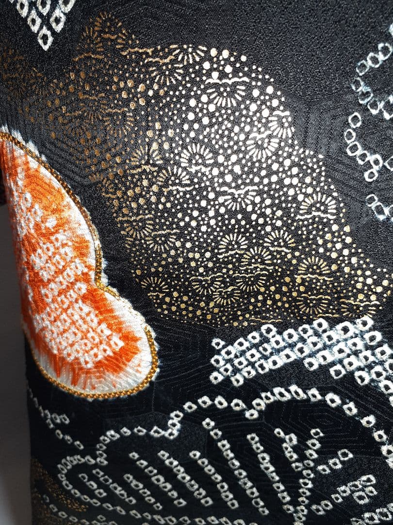 【総絞り振袖】人気の黒 格式高い黒の総絞り金駒刺繍 黒地梅刺繍 袋帯フルセット