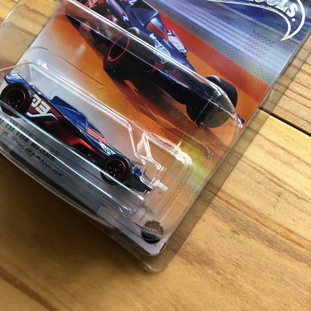 ホットウィール NFTガレージ BAD TO THE BLADE