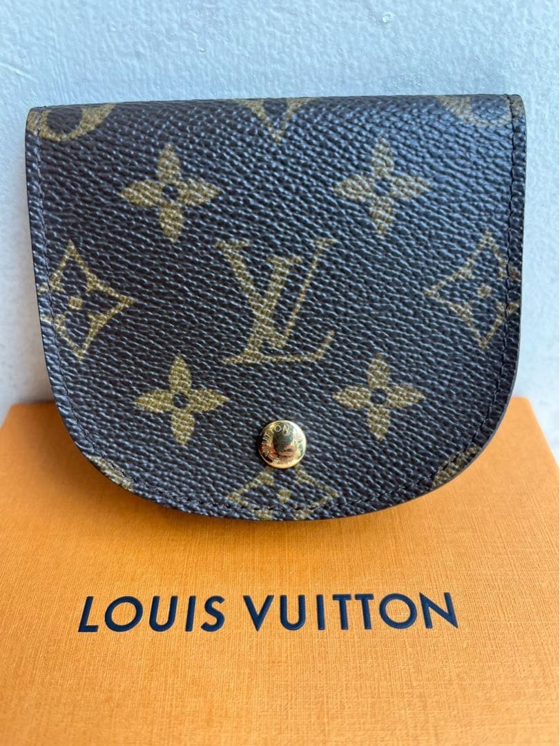【新品未使用】LOUISVUITTONモノグラム ポルトモネ グゼ ケース