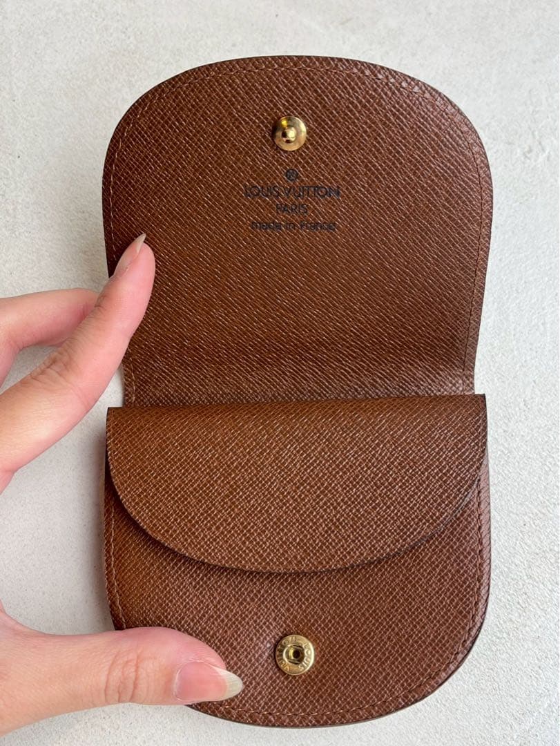 【新品未使用】LOUISVUITTONモノグラム ポルトモネ グゼ ケース