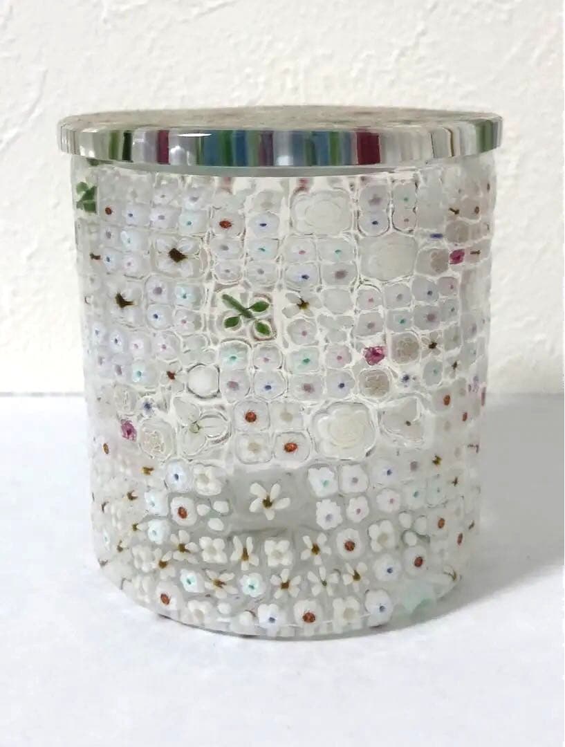 江波冨士子さん 『花の庭』蓋物