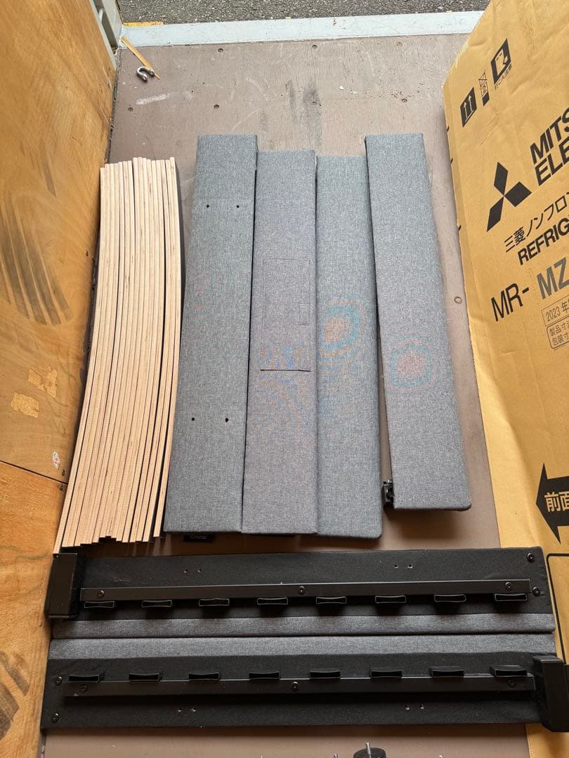 エマ・ベッドフレーム　シングルサイズ