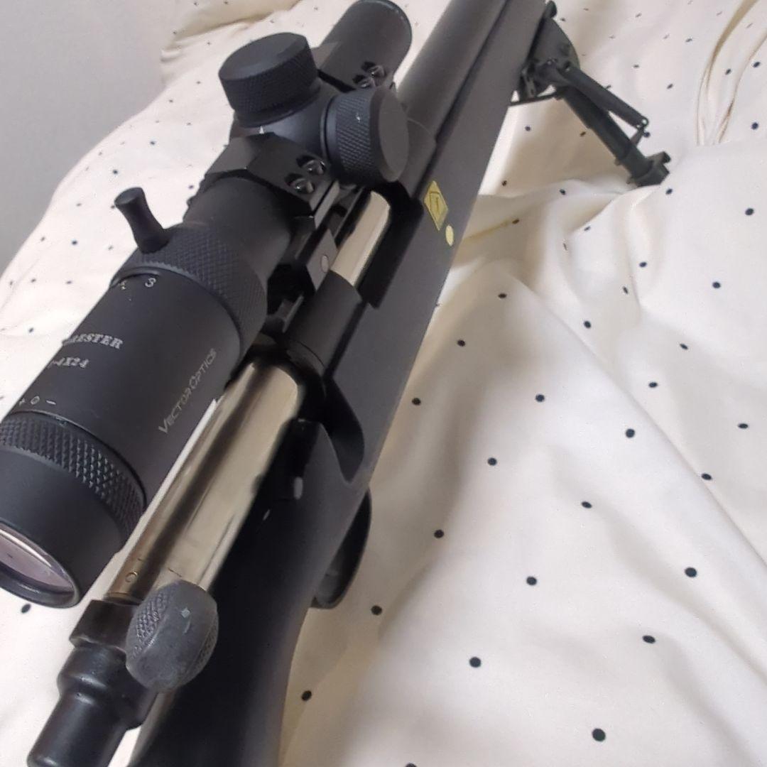 スナイパーライフルVSR10 カモフラージュネット、スコープ付き