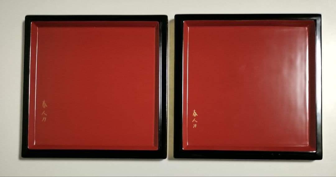 輪島塗　地紙沈金彫詰　台付き五段重　作家もの