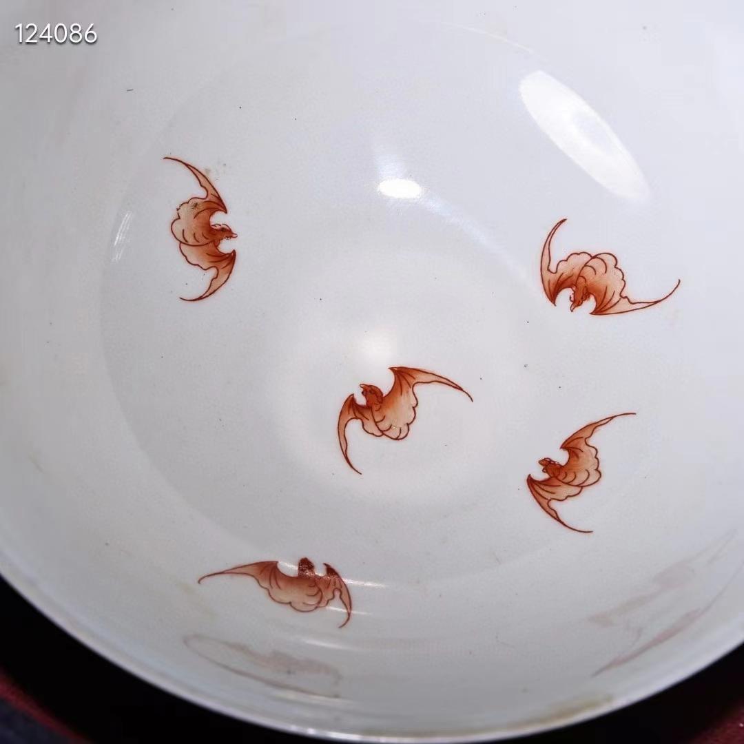 中国古美術・珍品旧蔵・純手描き·粉彩磁器ボウル·箱付・置物・食器・観賞瓶・文房具