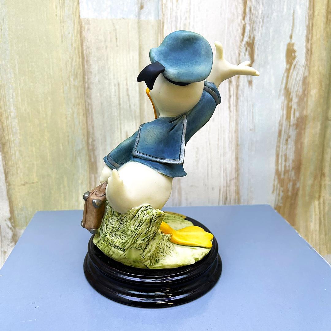 ドナルドダック フィギュア アリバスブラザーズ ジョゼッペ・アルマーニ