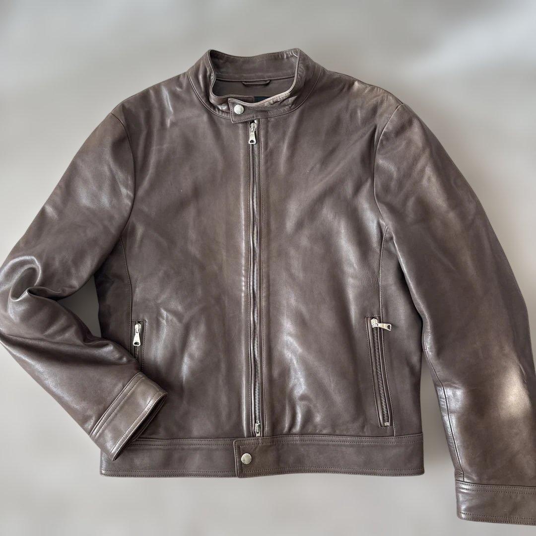 【50サイズ】美品　EMMETI シングルライダース 羊革　グレージュ　Wジップ