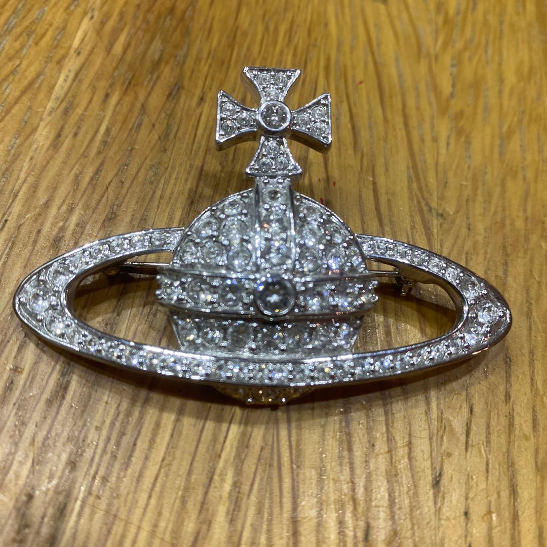 vivienne westwood ブローチ