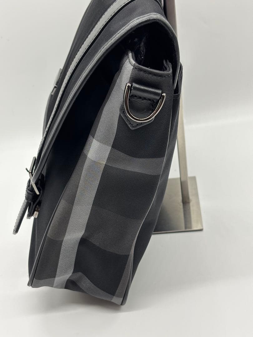 美品✨ブラックレーベル メッセンジャー ショルダーバッグ ノバチェック 黒