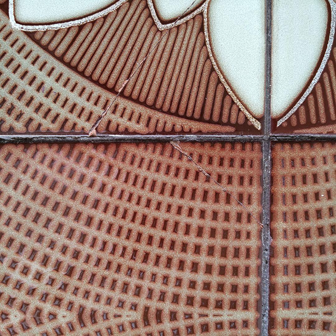 70B ヴィンテージ花模様タイル付きローテーブル