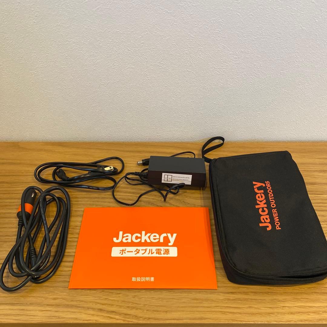 クロ⭐︎早いもの勝ちJackeryポータブル電源 400（403Wh/200