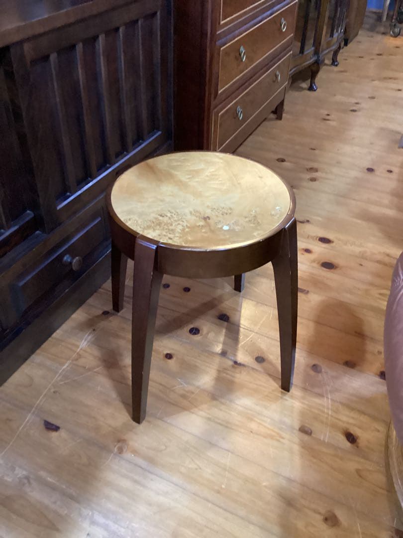 スツール　AD_CORE MEDUSA 椅子　花台　サイドテーブル