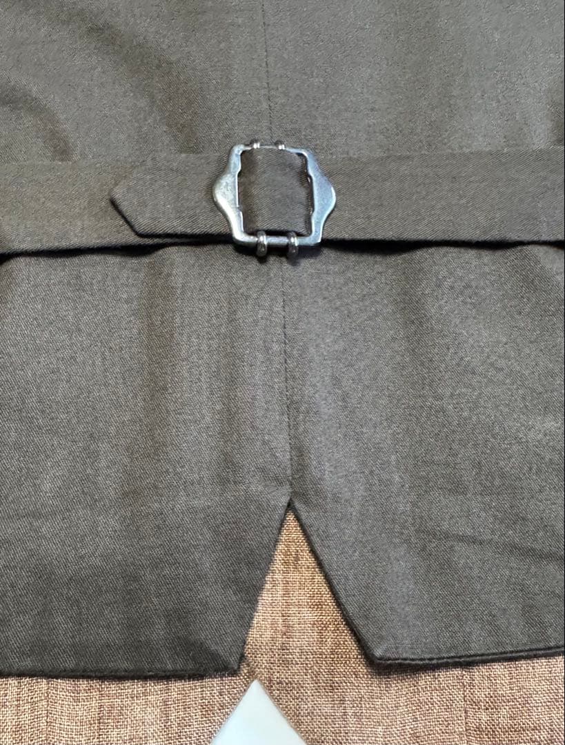 【美品】 LARDINI リネン素材夏用ジレ46イタリア製(ブラウン)