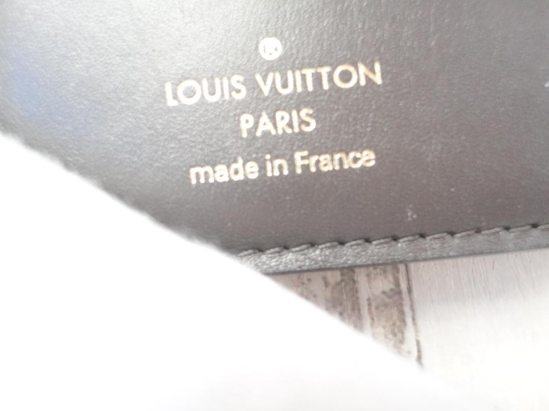 超美品★超希少★ルイ・ヴィトン【ポルトフォイユ・カプシーヌ コンパクト】C36