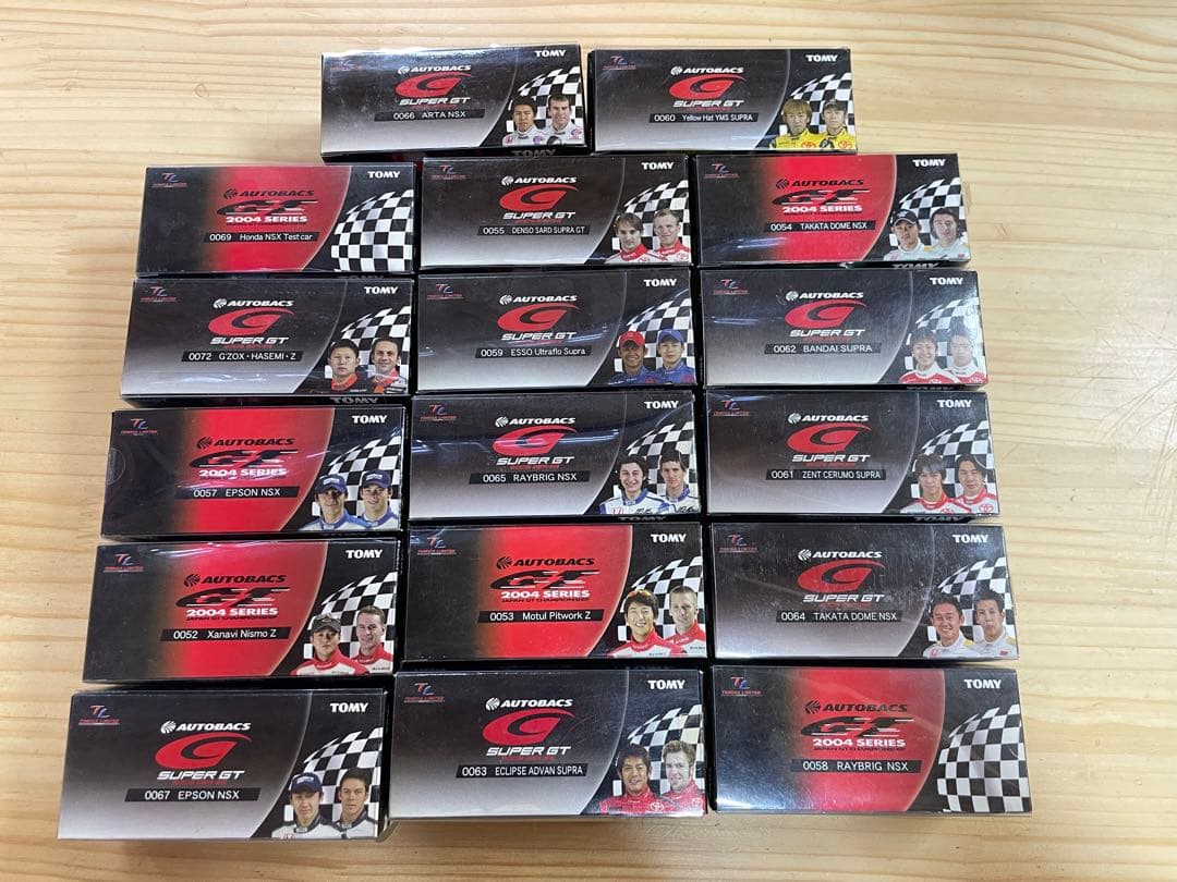 トミカリミテッド　スーパーGT 17台セット　未開封品　オートバックス　絶版