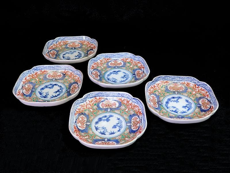 大聖寺伊万里　金襴手　松竹梅に草花紋の図　四方角皿 ５枚　C688AS-fbbi