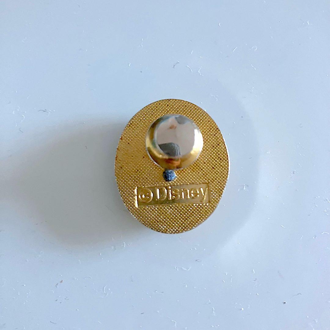 ディズニー　キャスト　トレーナーピン　ジミニークリケット