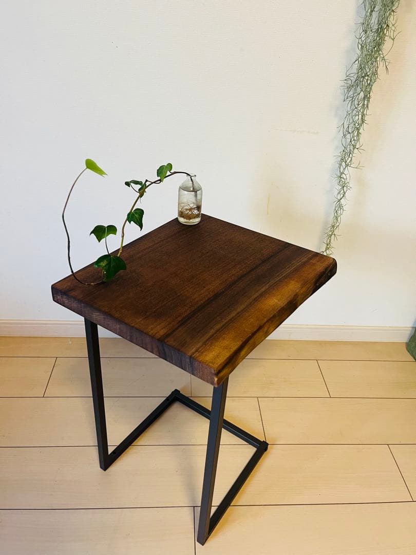 ブラックウォールナット　一枚板テーブル　ソファテーブル　サイドテーブル