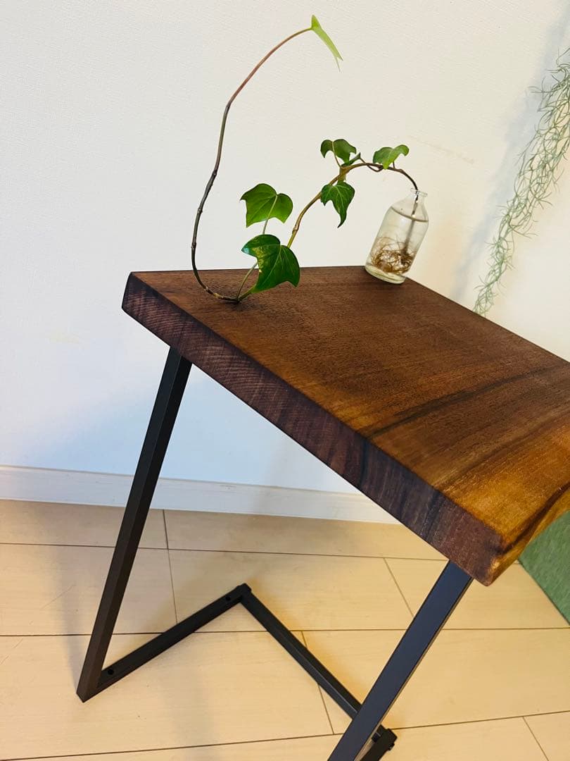 ブラックウォールナット　一枚板テーブル　ソファテーブル　サイドテーブル