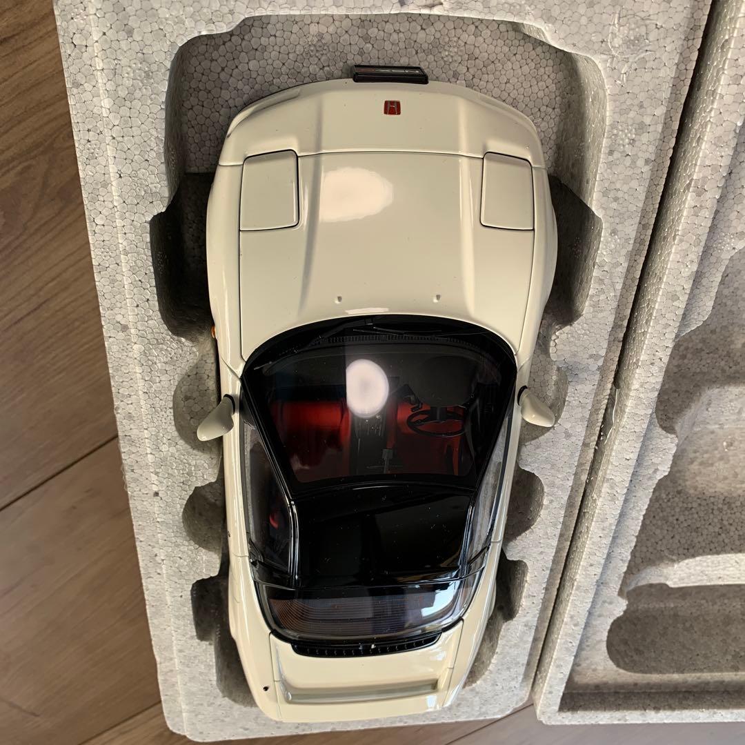 AUTO art 1/18ホンダNSX-NA1チャンピオンシップホワイト