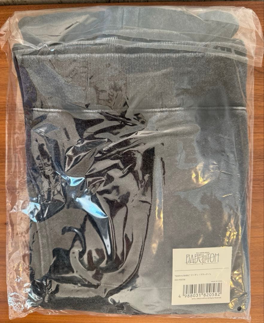 新品未開封　ミセス バベルの塔 フーディ L