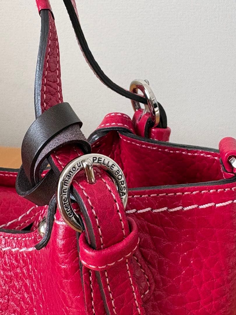 PELLE BORSA ペレボルサ 本革 ハンドバッグ 赤 美品 通勤 お出かけ