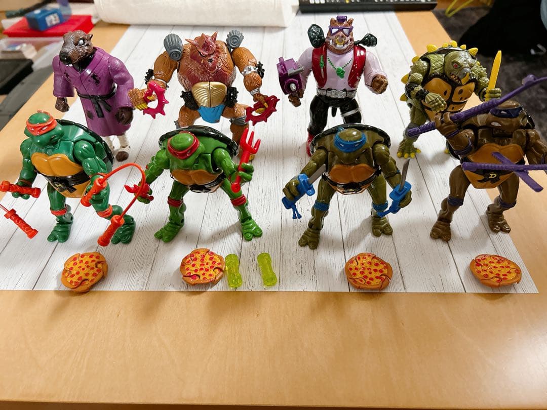 ミュータント・タートルズ アクション　フィギュア 8体セット
